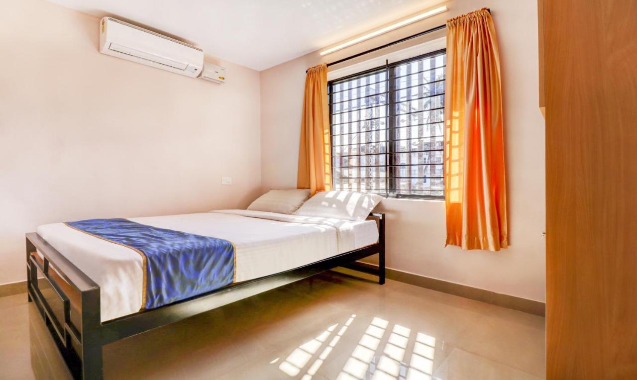 Tri-Star Presidency Cochin Hotel Kochi Ngoại thất bức ảnh