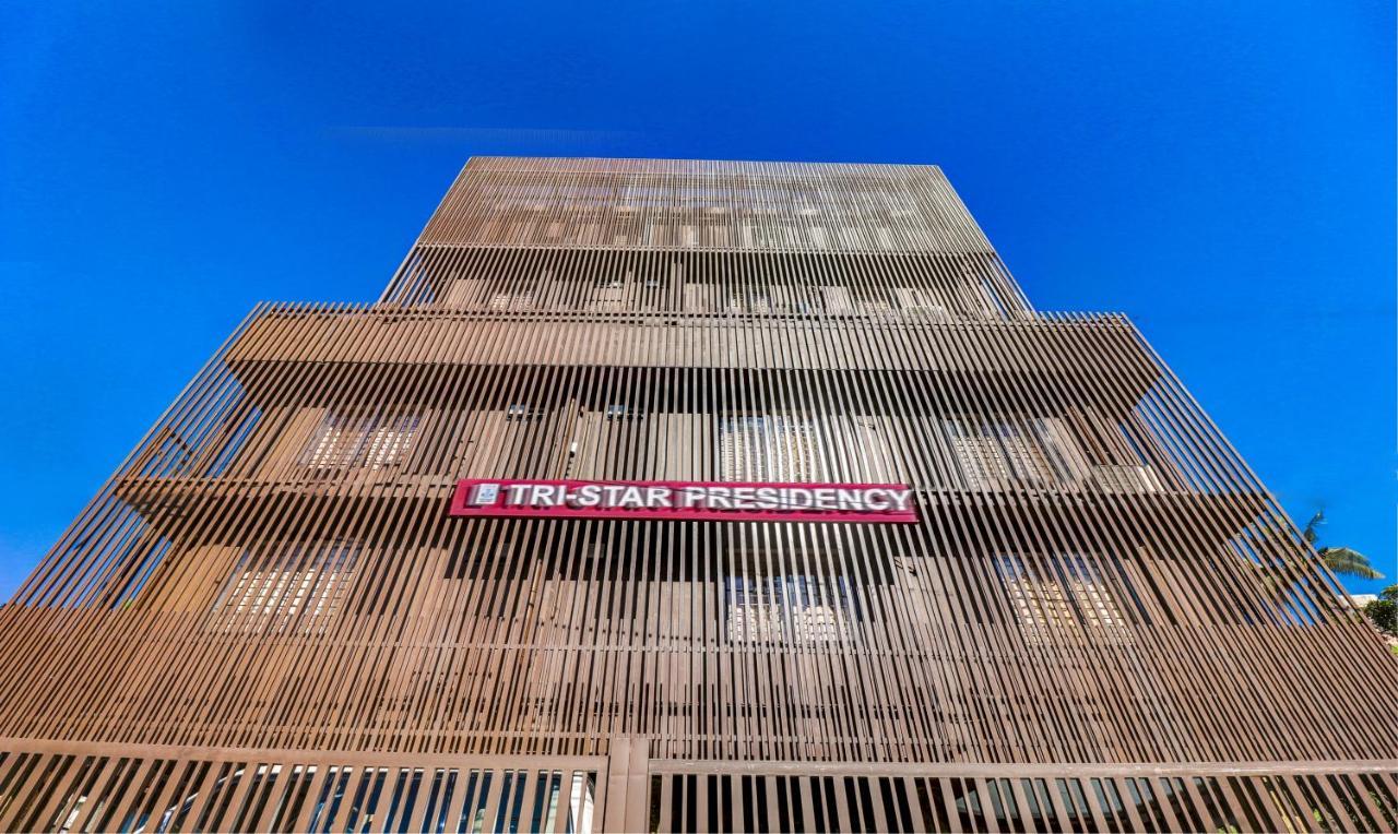 Tri-Star Presidency Cochin Hotel Kochi Ngoại thất bức ảnh